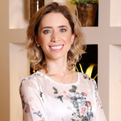 Dra. Silvana de Godoy Menezes